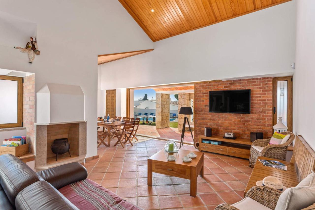 Villa Casa Tina By Villa Plus アルブフェイラ エクステリア 写真